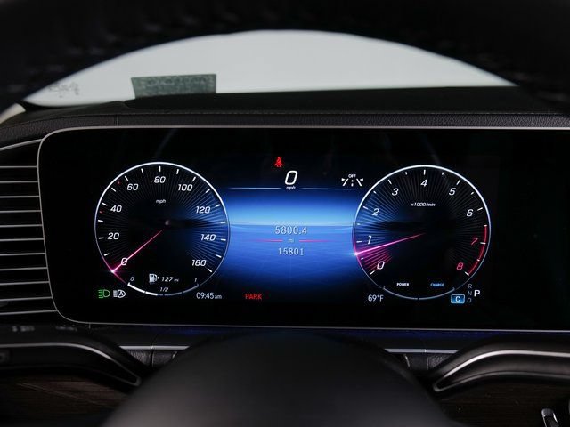 Used 2024 Mercedes-Benz GLS 580 4MATIC image 18