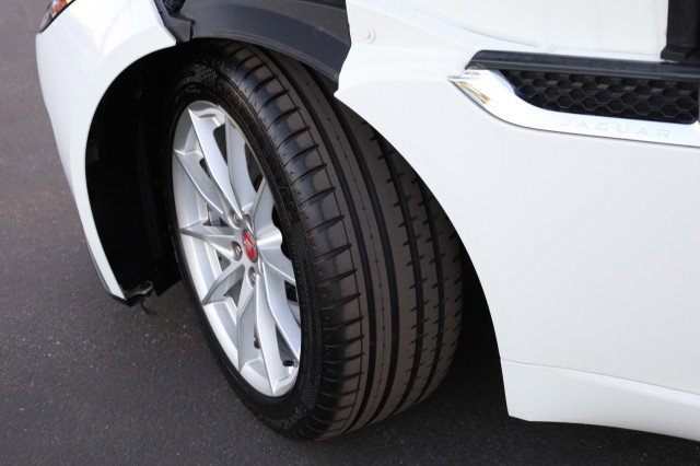 Used 2020 Jaguar F-TYPE Convertible image 49