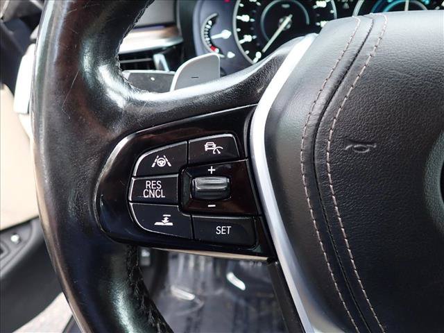 Used 2019 BMW 530e xDrive AWD/4WD image 14