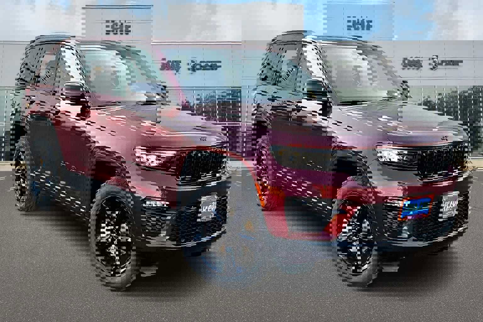 New 2025 Jeep Grand Cherokee Limited w/ Luxury Tech Group II image 31