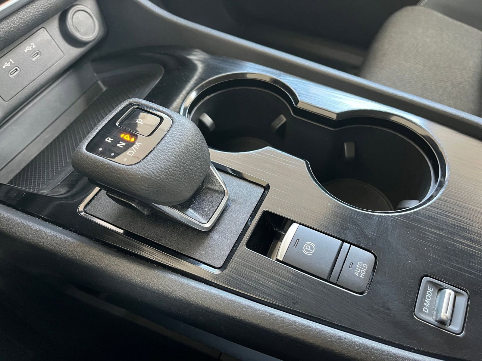Used 2025 Nissan Rogue SV FWD image 43