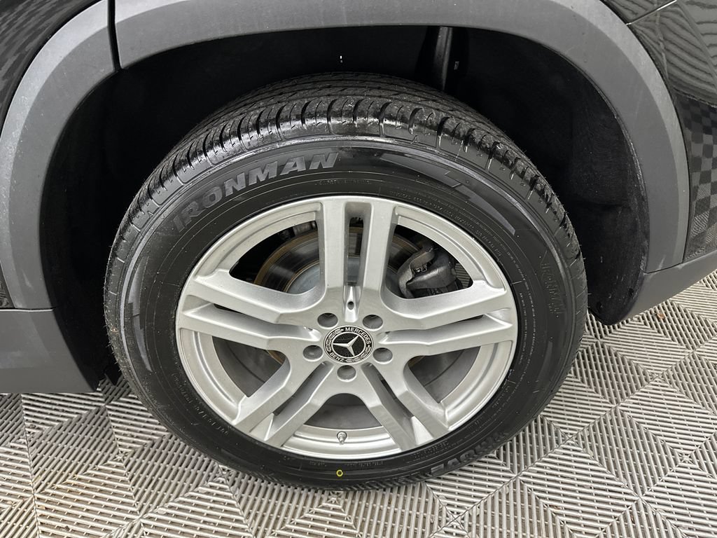 Used 2023 Mercedes-Benz GLA 250 4MATIC w/ Premium Package image 22