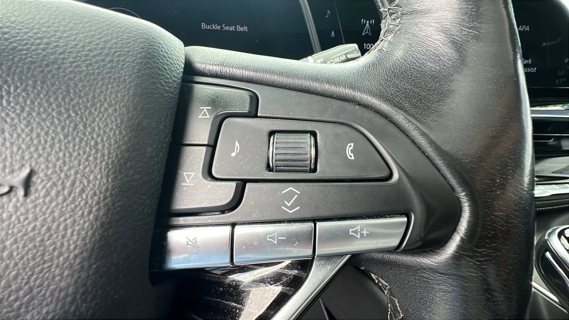Used 2021 Cadillac Escalade Sport w/ Driver Assist Tech Package AWD/4WD image 34