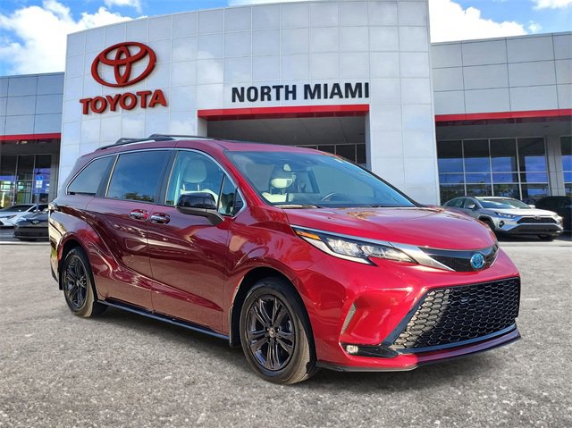 Used 2024 Toyota Sienna XSE