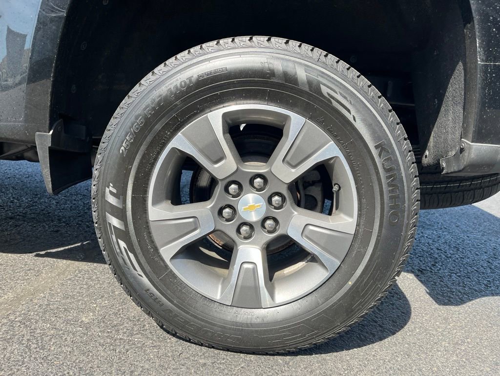 Used 2018 Chevrolet Colorado Z71 AWD/4WD image 9