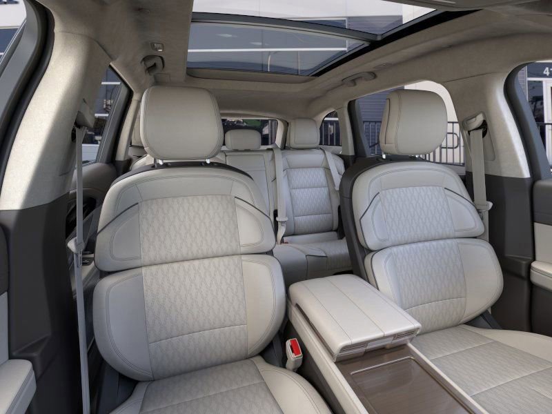 New 2025 Lincoln Nautilus Black Label w/ Jet Appearance Package image 10