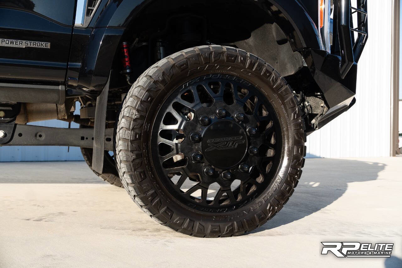 Used 2023 Ford F450 Lariat w/ FX4 Off-Road Package image 13