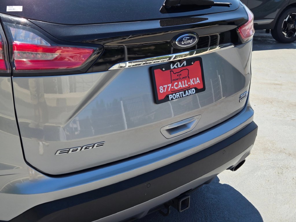 Used 2020 Ford Edge SEL w/ Convenience Package AWD/4WD image 14