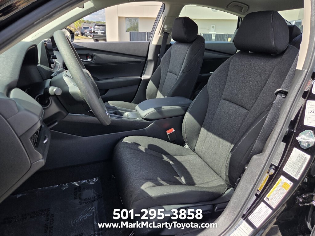 Used 2025 Honda Accord LX image 9