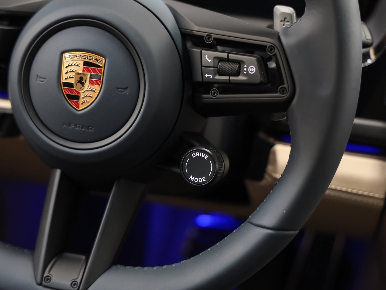 New 2026 Porsche Panamera 4 AWD/4WD image 38