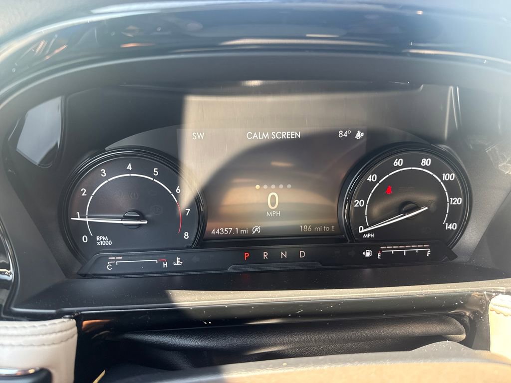 Used 2022 Lincoln Corsair AWD w/ Equipment Group 101A image 22