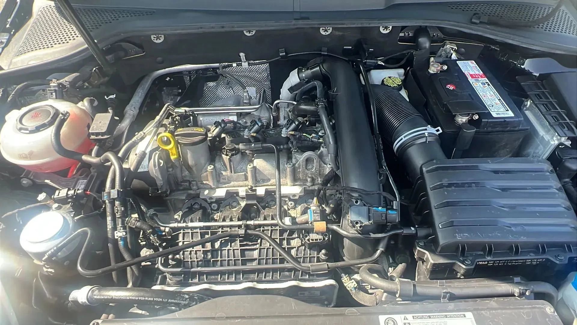 Used 2020 Volkswagen Golf 4-Door image 36