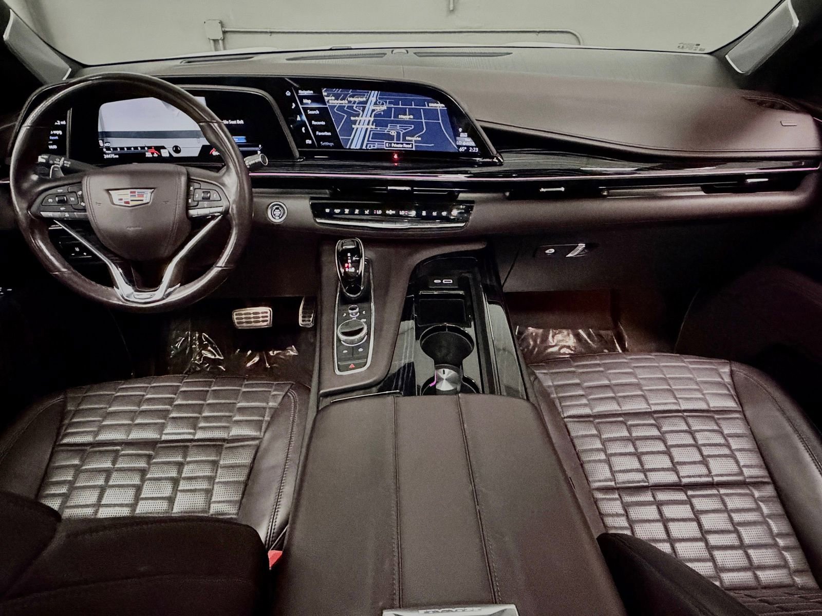 Used 2023 Cadillac Escalade ESV V image 36