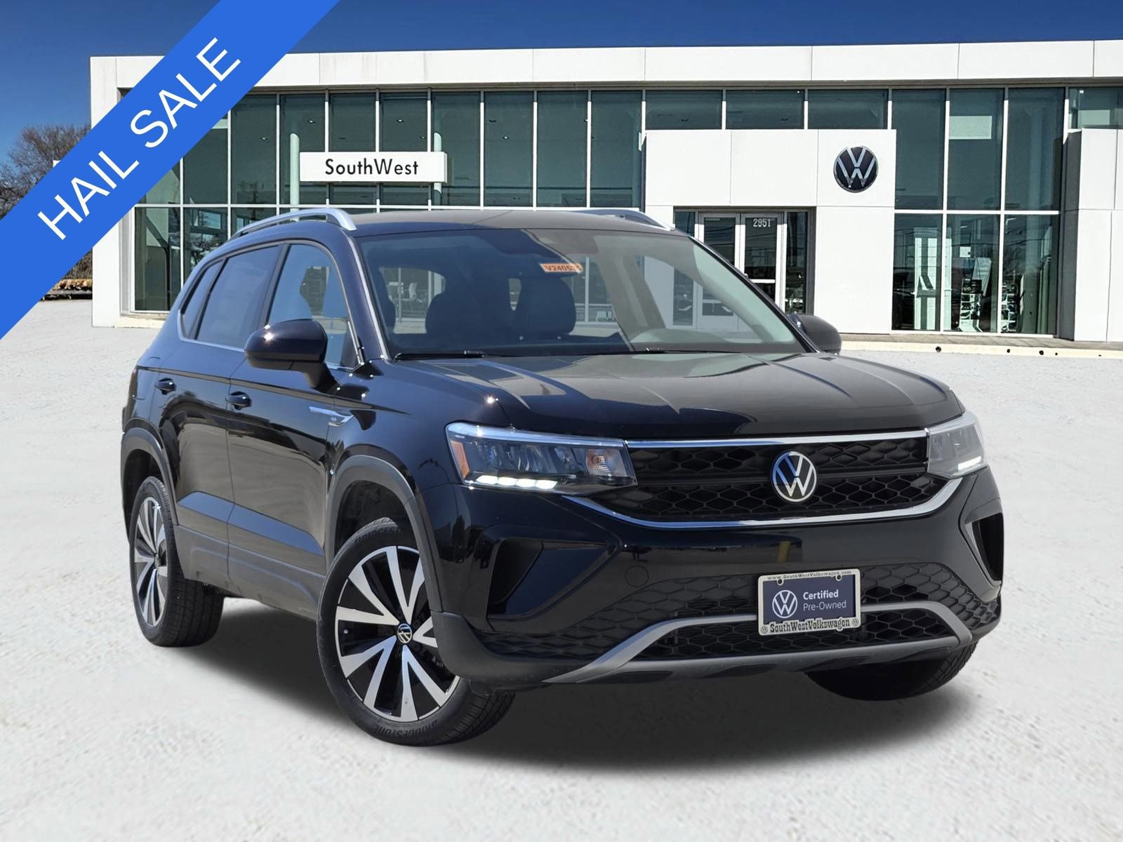 New 2024 Volkswagen Taos SE