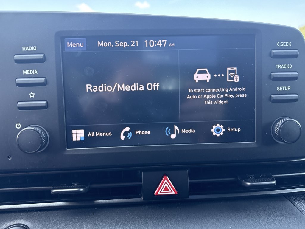 Certified 2025 Hyundai Elantra Sport FWD image 25