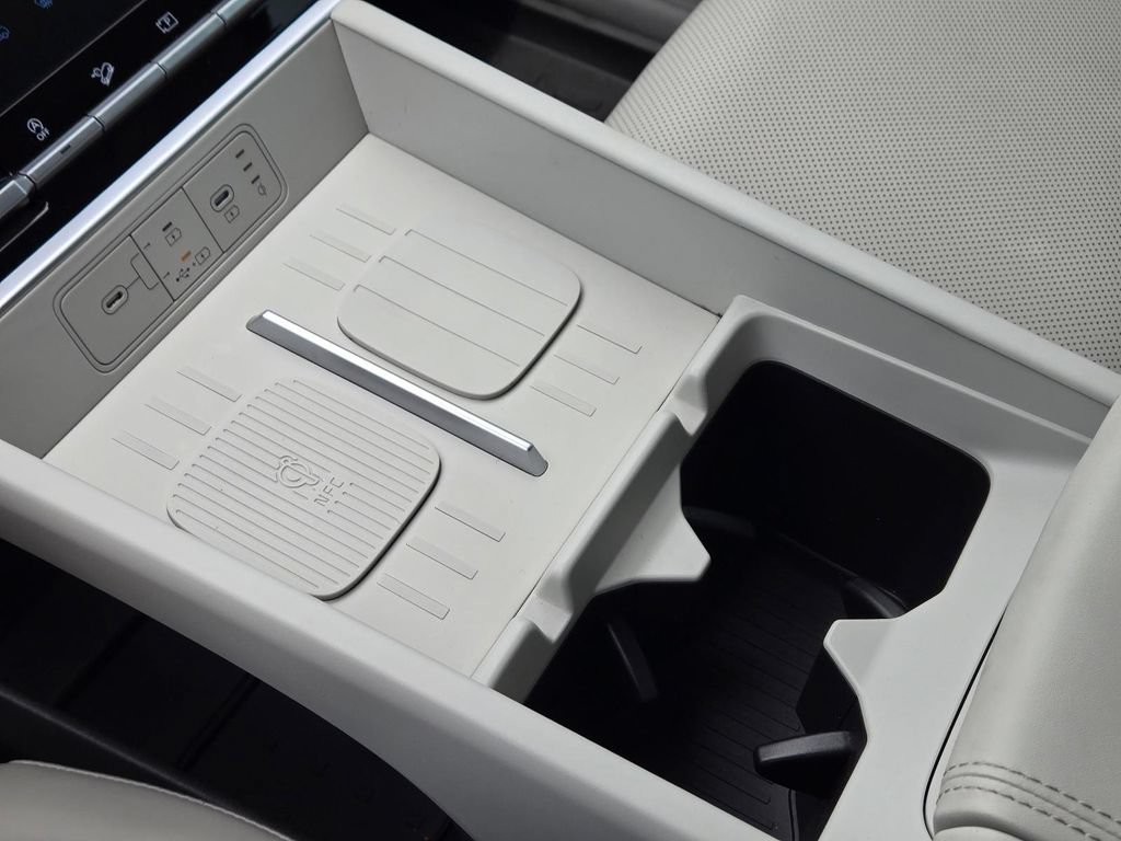Certified 2026 Hyundai Santa Fe SEL FWD image 31