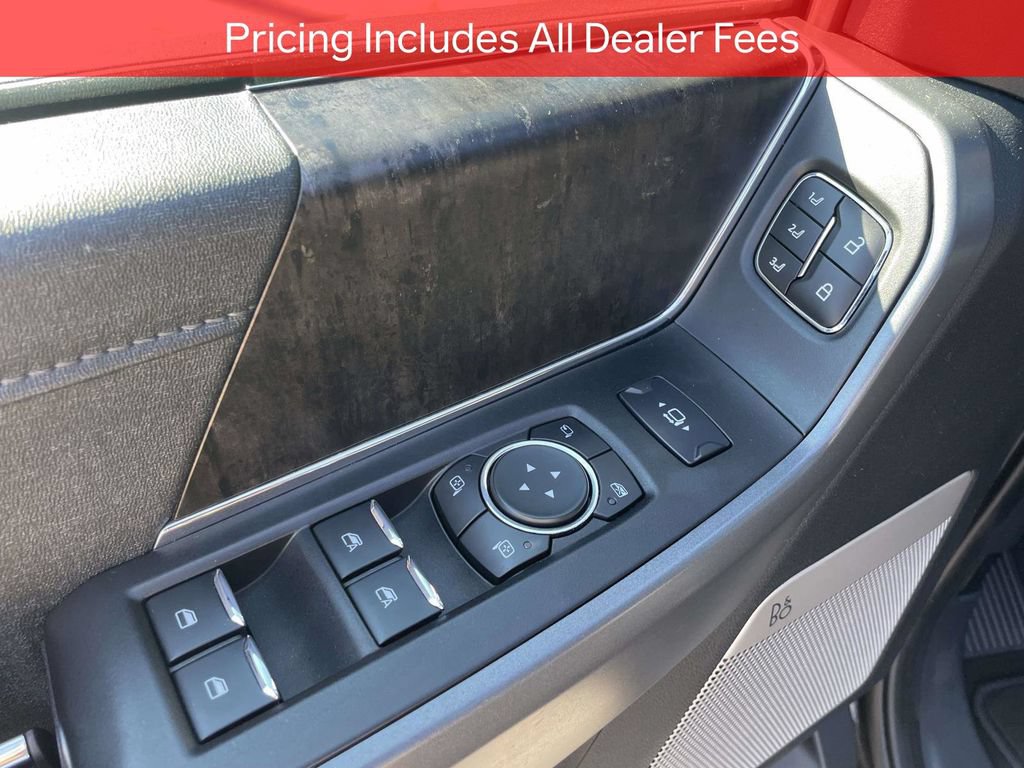 Used 2023 Ford F350 Lariat AWD/4WD image 22