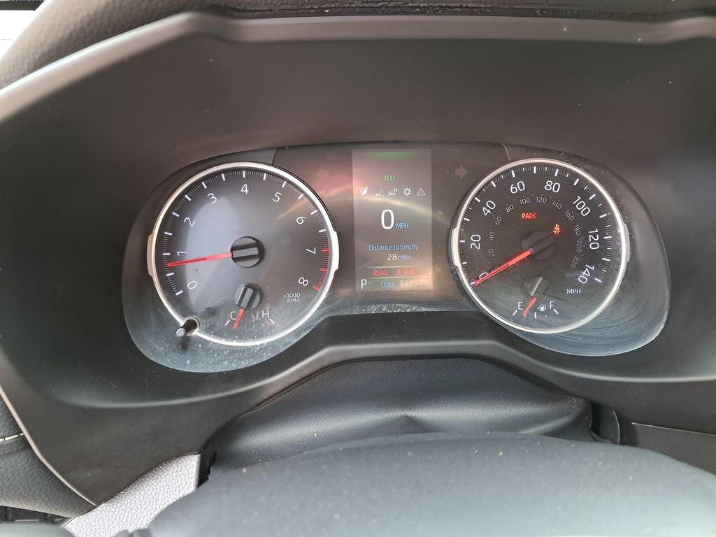 Used 2021 Toyota RAV4 LE image 20