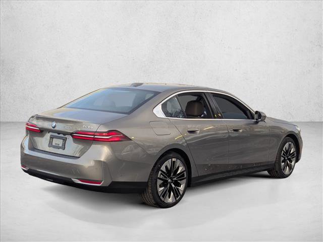 New 2026 BMW 530i xDrive w/ Premium Package image 2