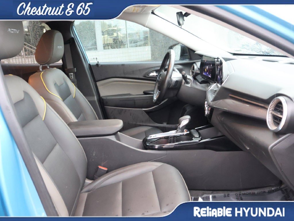 Used 2025 Chevrolet Trax ACTIV w/ Driver Confidence Package FWD image 9