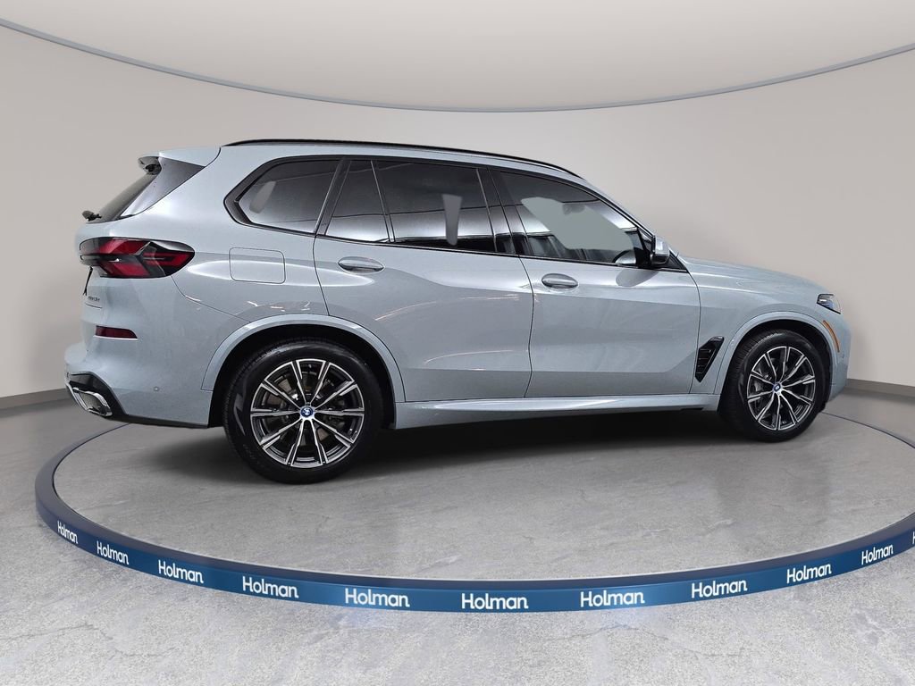 Certified 2024 BMW X5 xDrive50e w/ M Sport Package AWD/4WD image 4