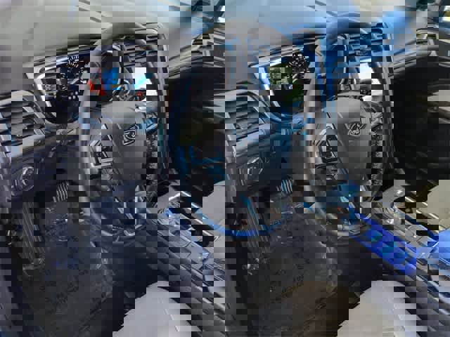 Used 2019 Ford Fusion SE w/ Equipment Group 151A image 10