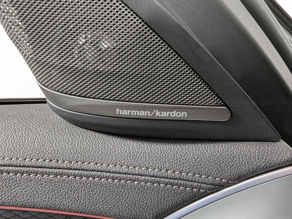 Used 2021 BMW M550i xDrive image 14