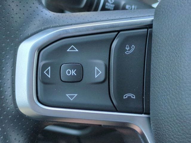 New 2026 RAM 1500 Express AWD/4WD image 23