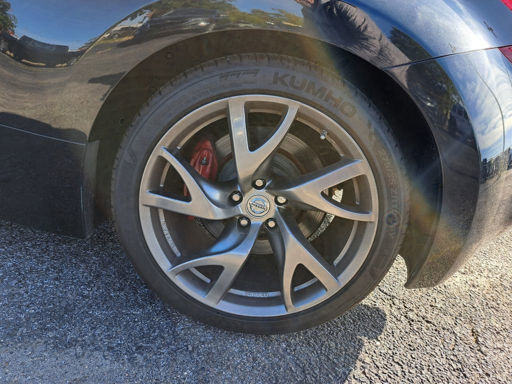 Used 2014 Nissan 370Z Touring w/ Sport Package image 27