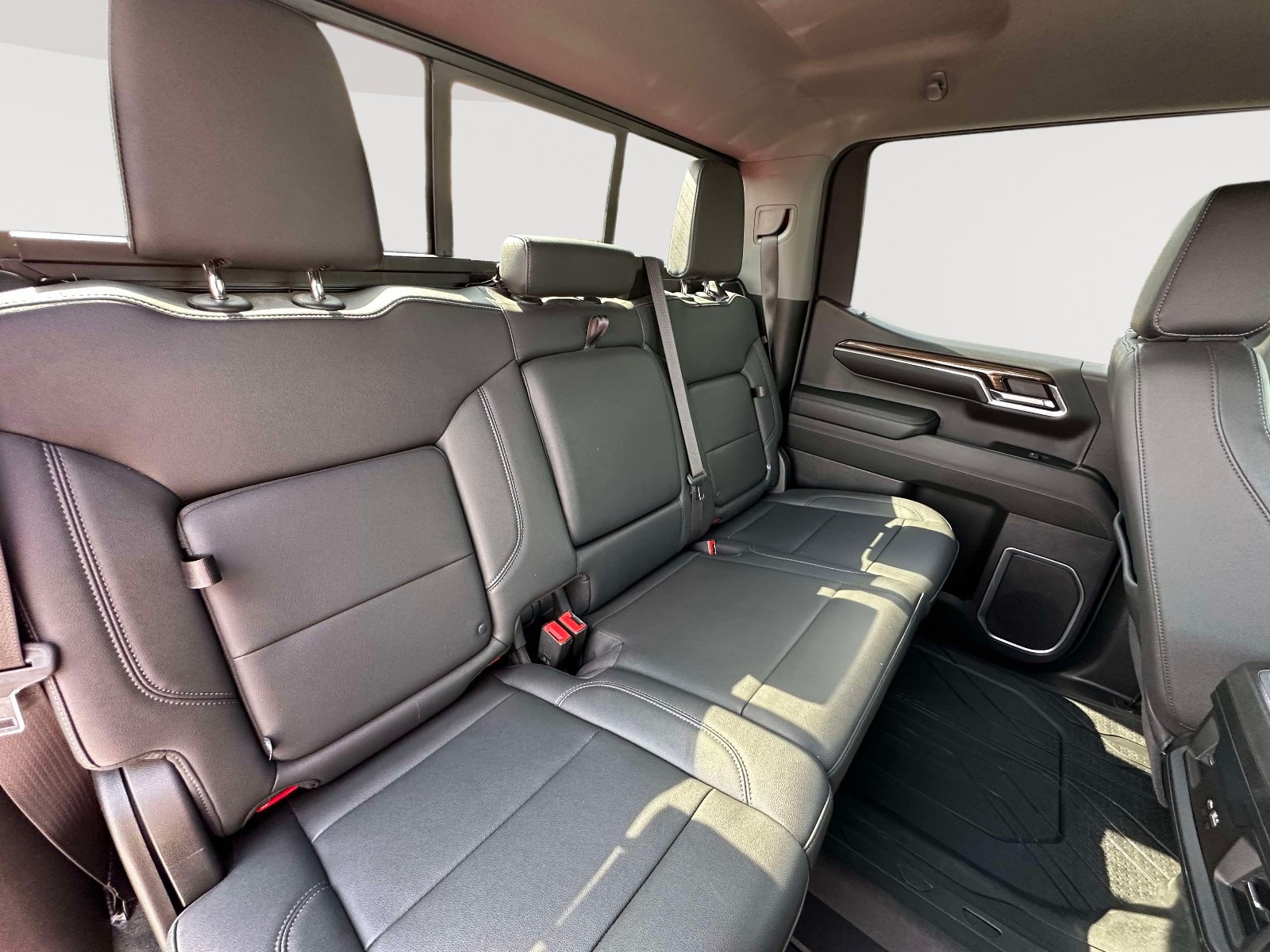 Used 2023 Chevrolet Silverado 1500 RST w/ Convenience Package II AWD/4WD image 27