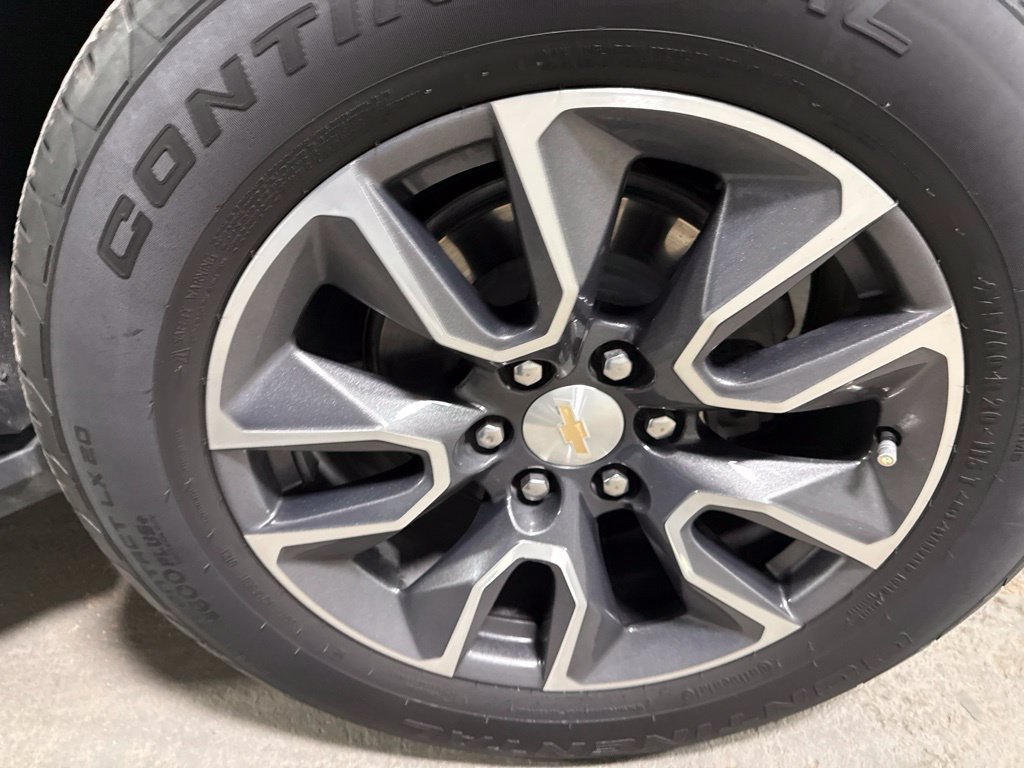 Used 2021 Chevrolet Tahoe LT w/ LT Signature Plus Package RWD image 40