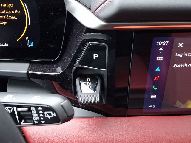 New 2025 Porsche Macan 4S Electric image 17