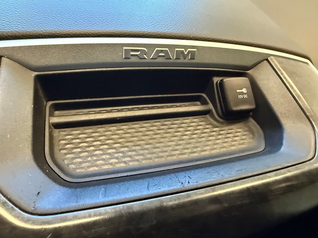 Used 2019 RAM 1500 Big Horn image 32
