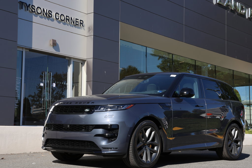 New 2026 Land Rover Range Rover Sport Dynamic SE AWD/4WD image 1