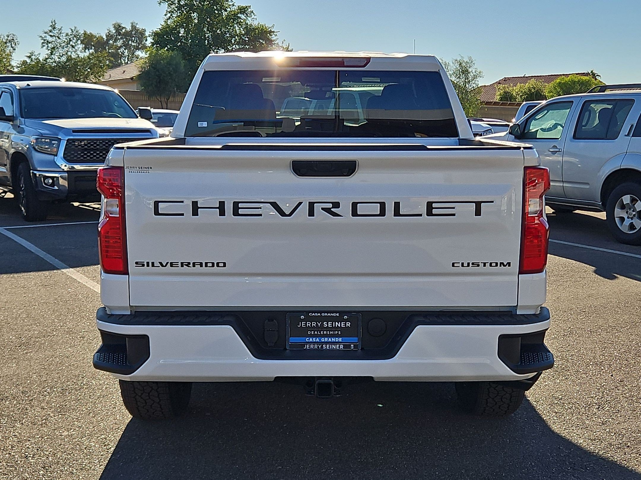 New 2026 Chevrolet Silverado 1500 Custom w/ Turbomax Blackout Package AWD/4WD image 9