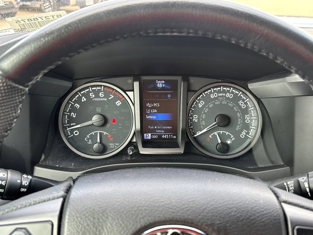 Used 2021 Toyota Tacoma TRD Off-Road AWD/4WD image 24