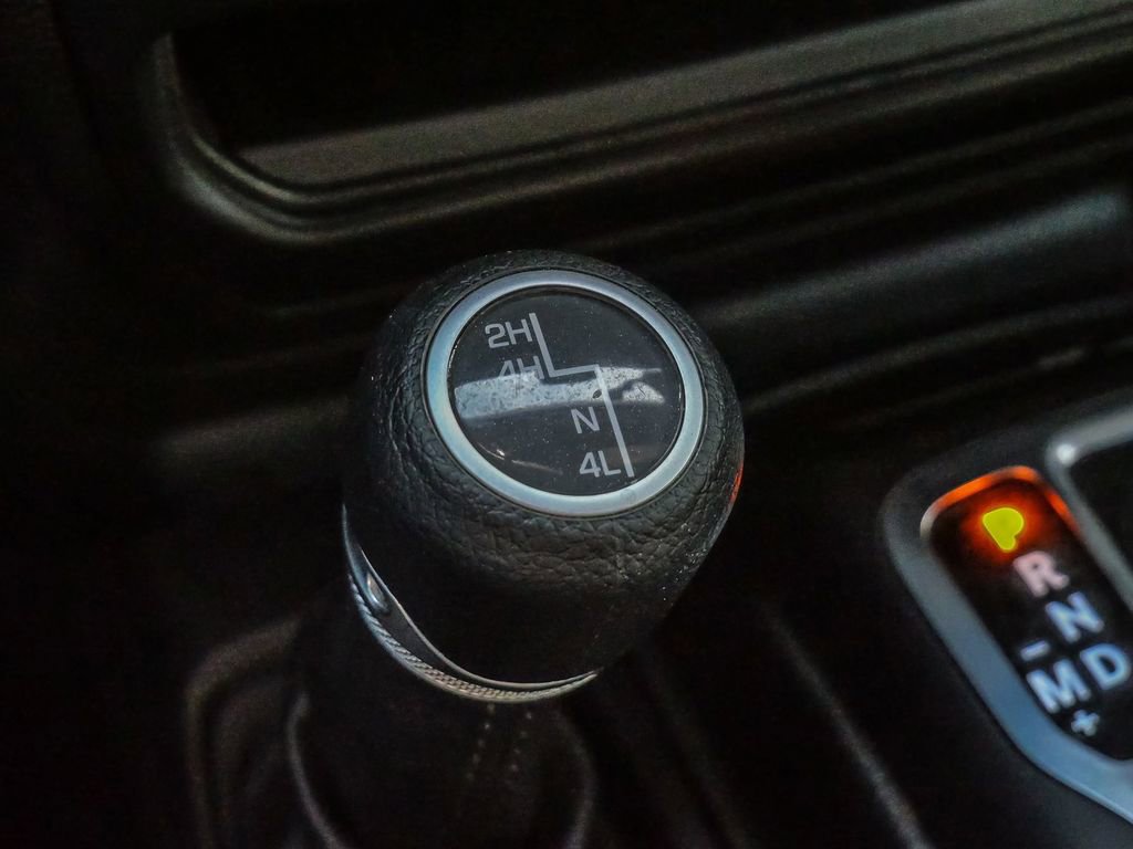 Used 2019 Jeep Wrangler Unlimited Sport S AWD/4WD image 33