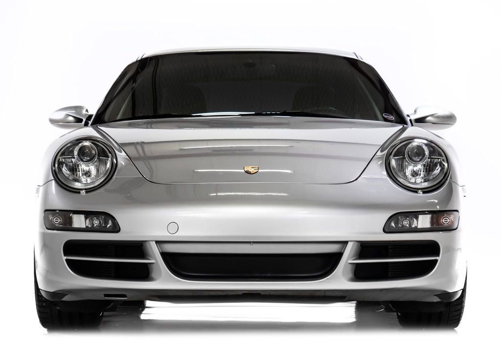 Used 2005 Porsche 911 Carrera image 9