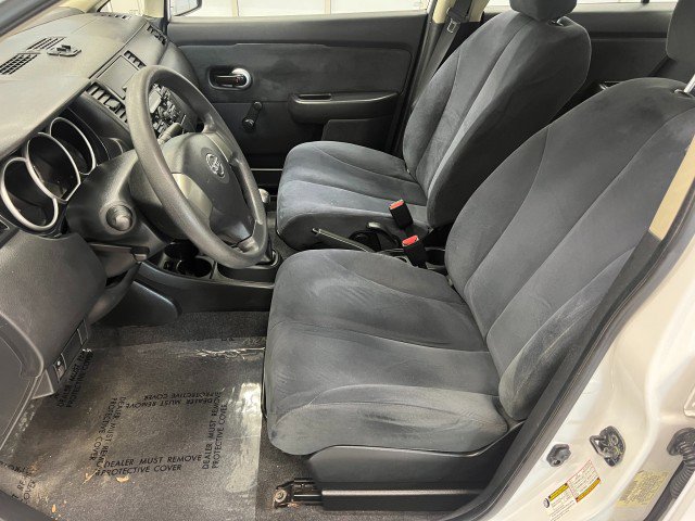 Used 2011 Nissan Versa Sedan image 9