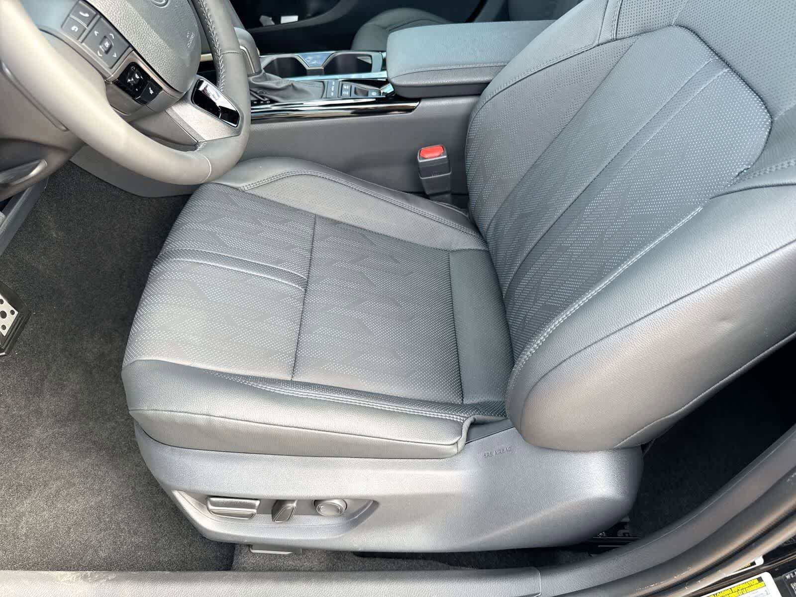 New 2026 Toyota Camry XSE FWD image 18