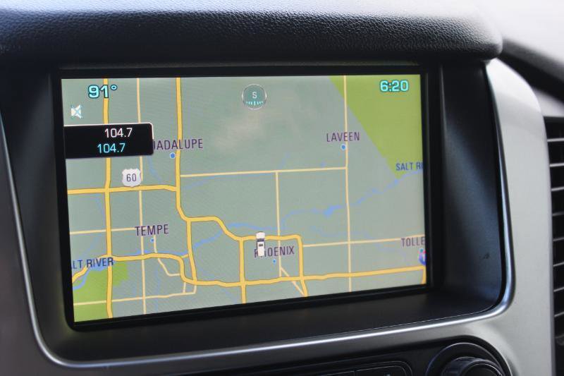 Used 2015 Chevrolet Suburban LT image 21