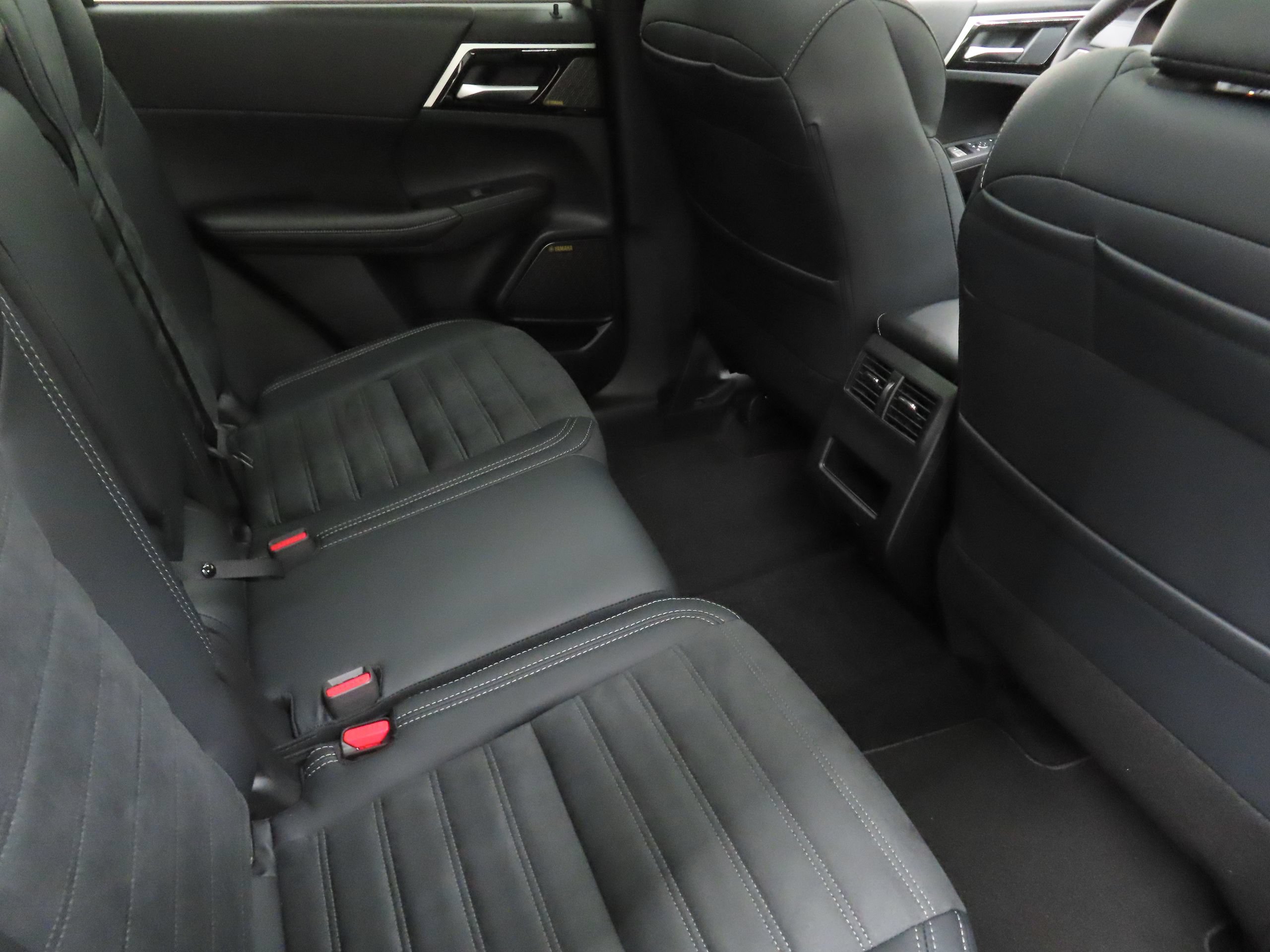 New 2026 Mitsubishi Outlander SE AWD/4WD image 21