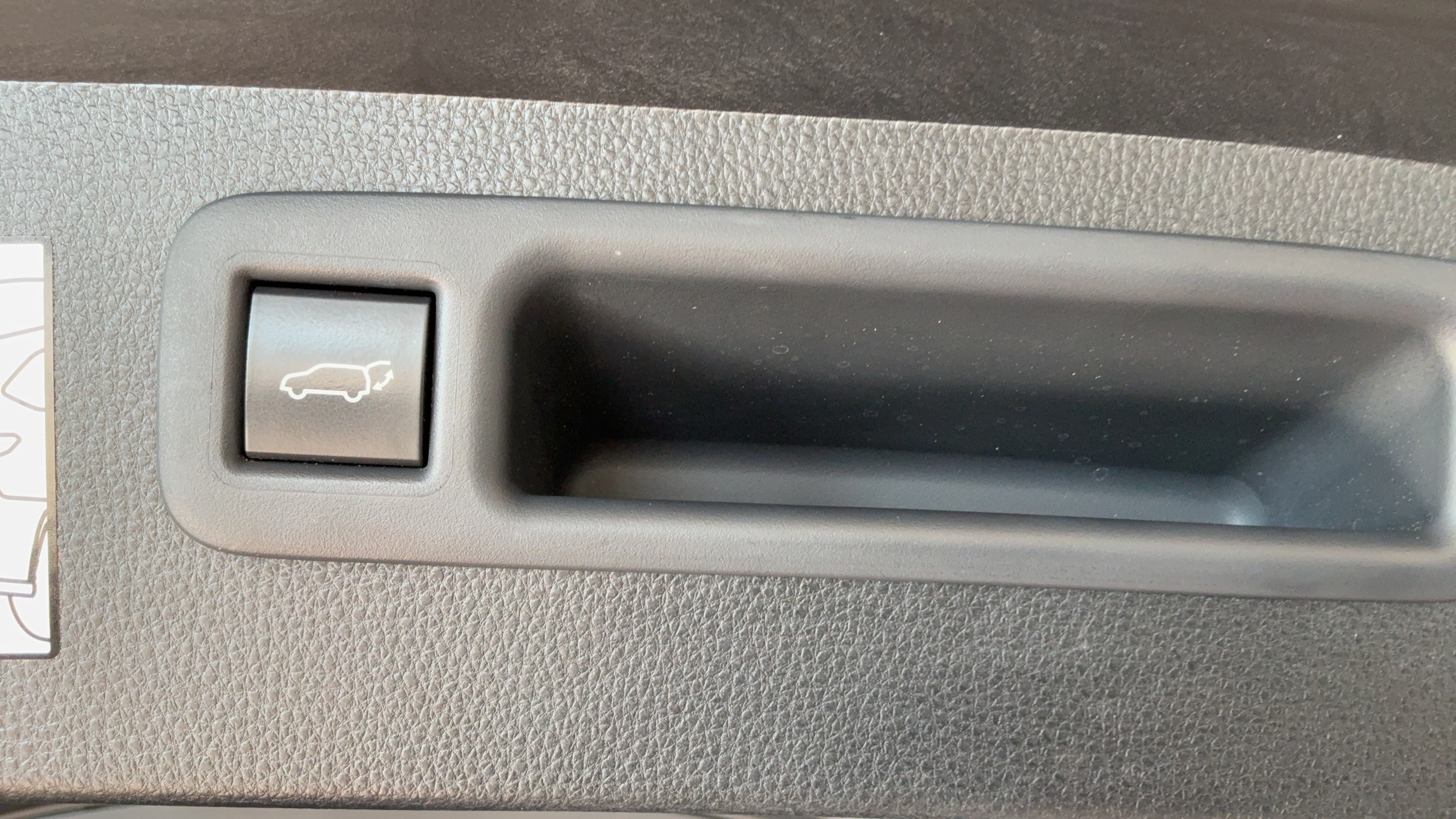 Used 2022 Toyota Highlander Platinum FWD image 36
