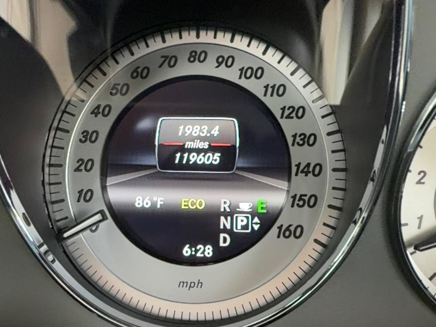 Used 2013 Mercedes-Benz GLK 350 4MATIC image 9
