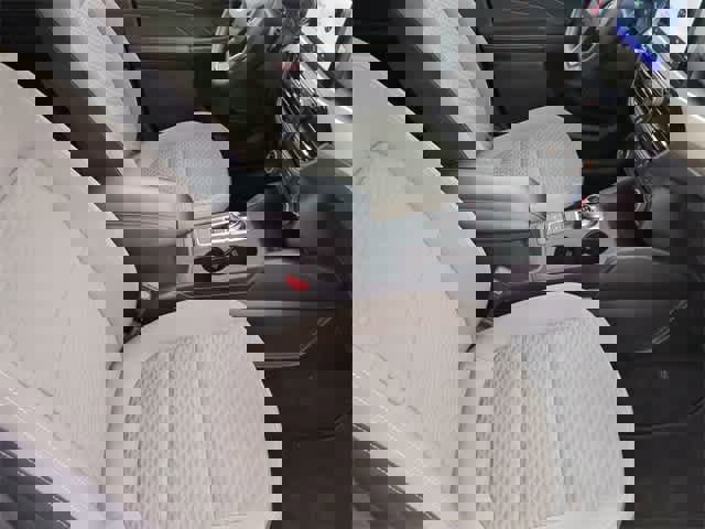 Used 2022 Ford Escape SE image 20