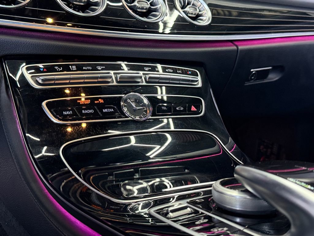 Used 2018 Mercedes-Benz E 400 4MATIC Coupe w/ Premium 3 Package image 22