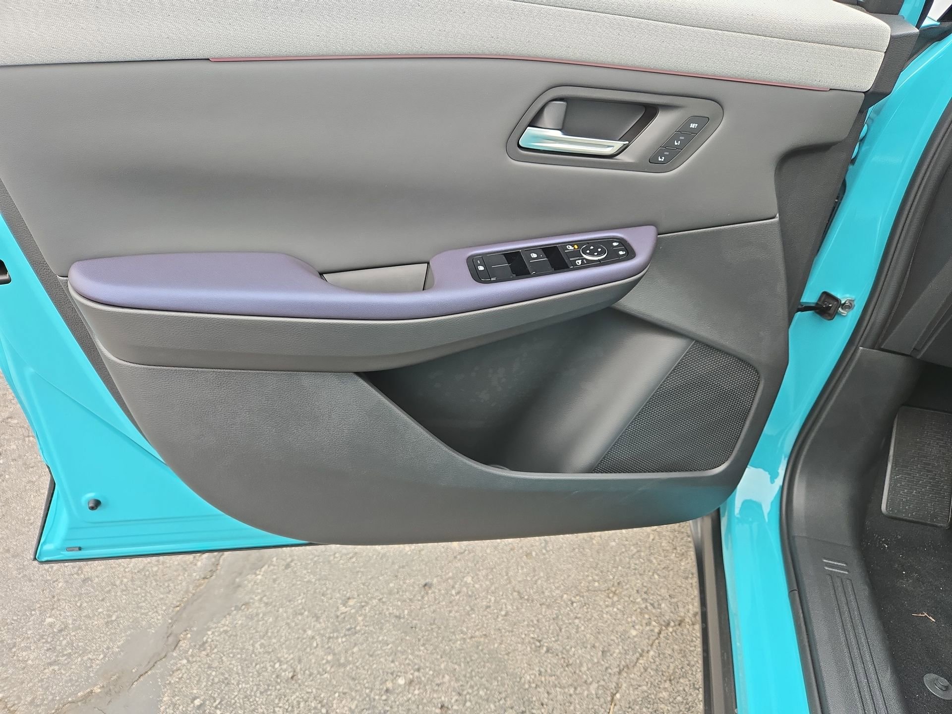 New 2026 Nissan Leaf Platinum+ image 11