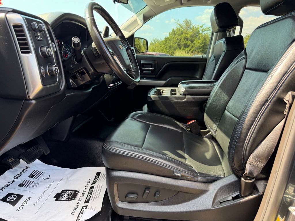Used 2018 Chevrolet Silverado 1500 LT w/ Texas Edition AWD/4WD image 13