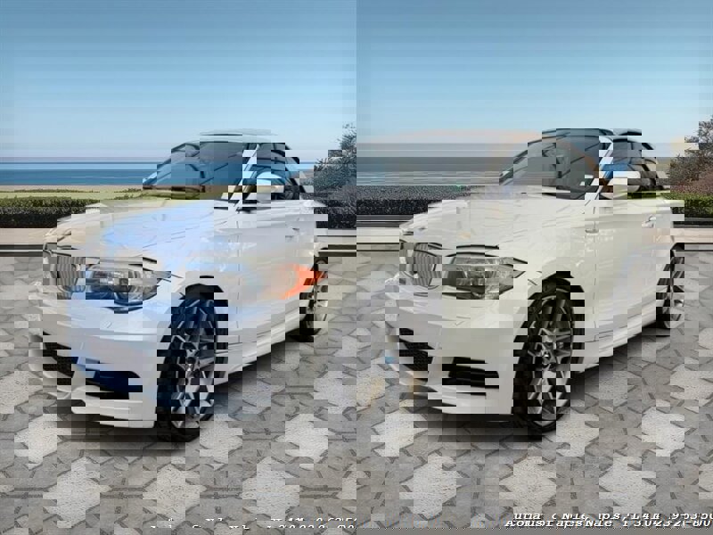 Used 2013 BMW 135i Convertible image 4