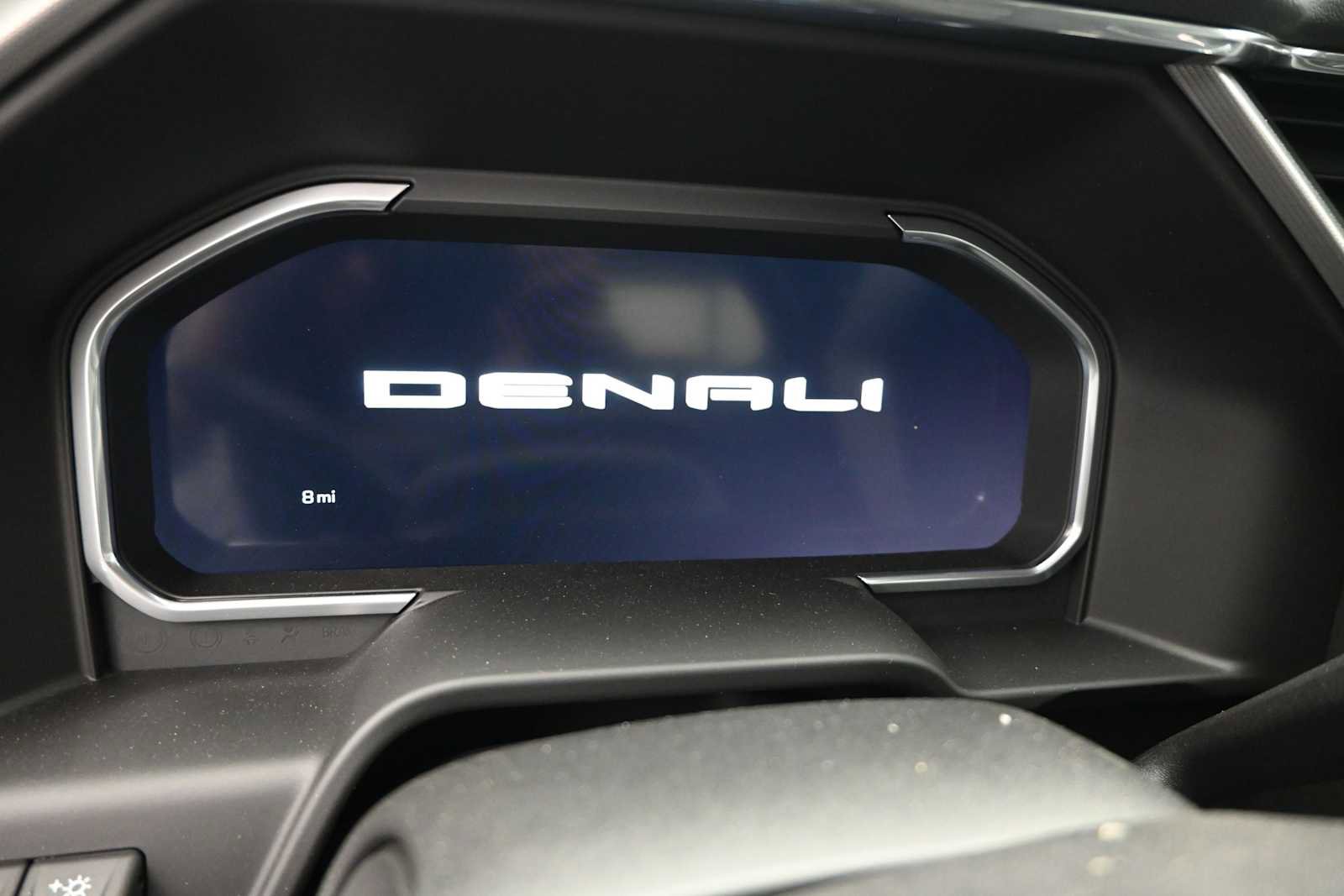 New 2026 GMC Sierra 2500 Denali w/ Denali Reserve Package AWD/4WD image 14
